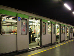 Porta Genova FS (metropolitana di Milano) - Wikipedia